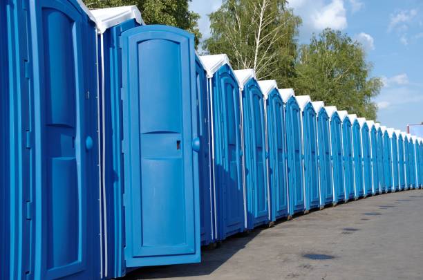 Best Portable toilet rental cost  in East Oakdale, CA